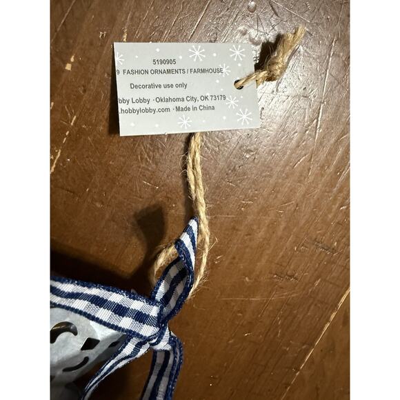 NWT Christmas Shoppe silver grey metal star with bow Christmas tree ornament - Picture 3 of 5